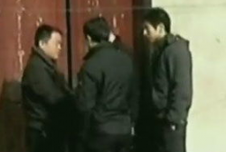 割头视频,割头视频背后的惊人真相揭秘